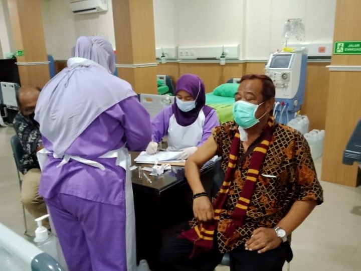 Salah Satu Pasien Hemodialisa RSUD dr. Chasbullah Abdulmadjid